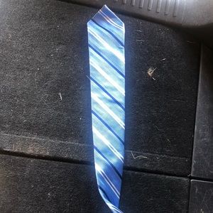 Brooks brothers neck tie